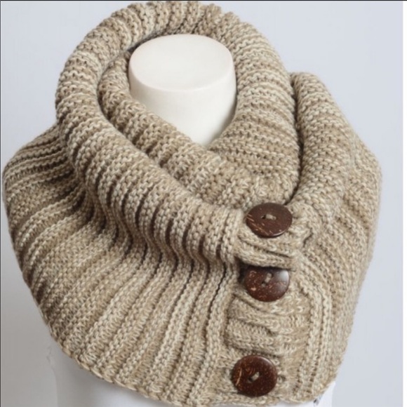 Chunky Knit Scarf Wrap beck shoulder wrap - Picture 7 of 7